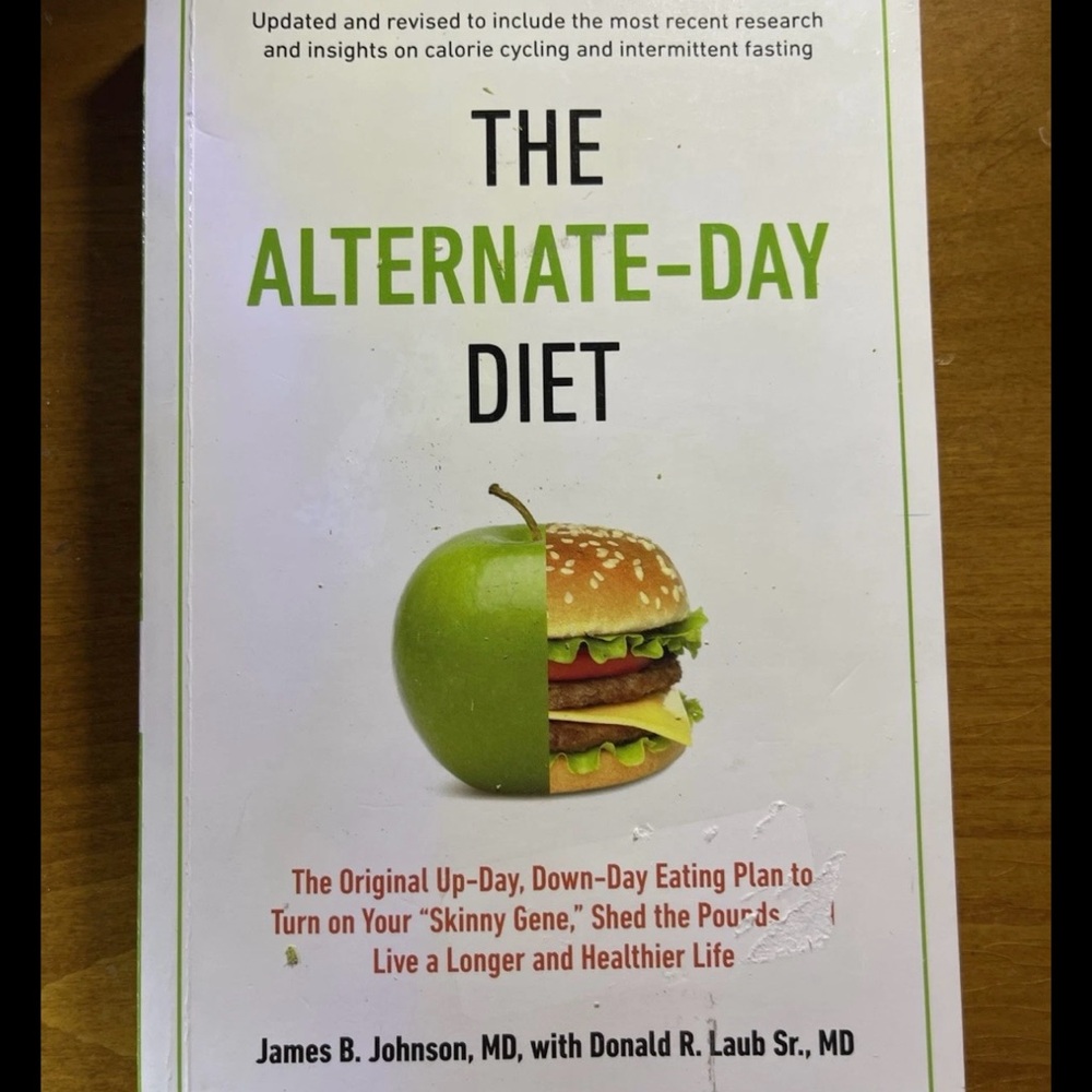 The Alternate-Day Diet Book - Green Cover